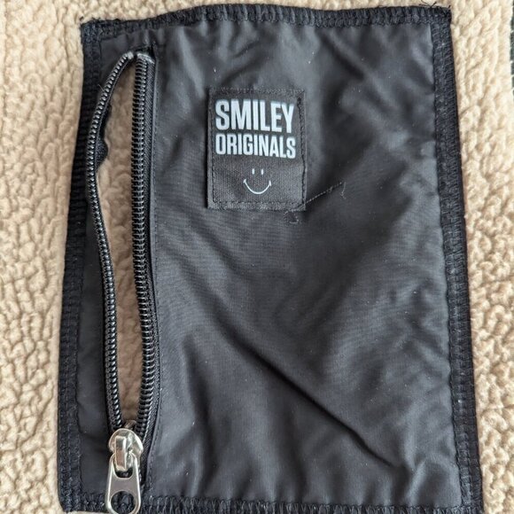 H&M x Smiley Fleece Vest - Picture 7 of 8